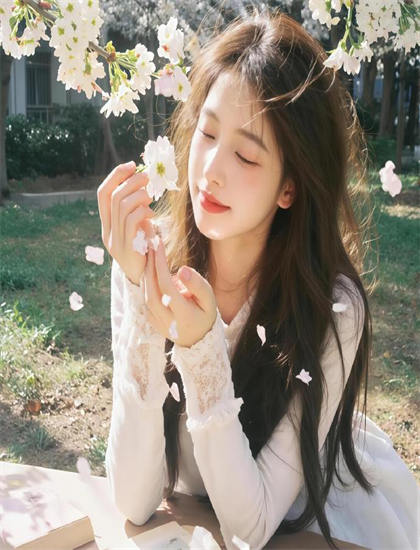 《偷偷把东西放给岳母的女婿》剧本创作揭秘：发行的档期安排与排片策略 探索艺术与技术的完美结合